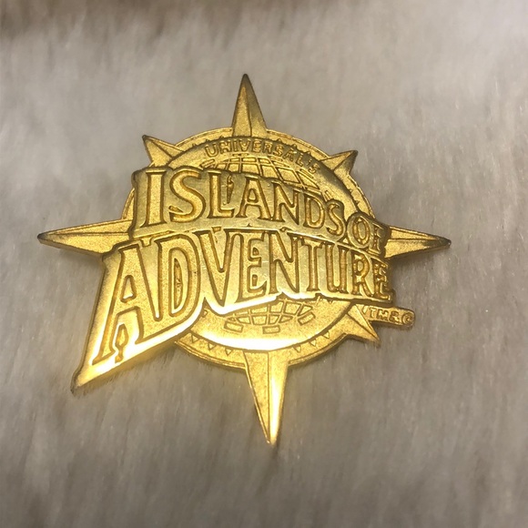 Disney Pin - Picture 1 of 6